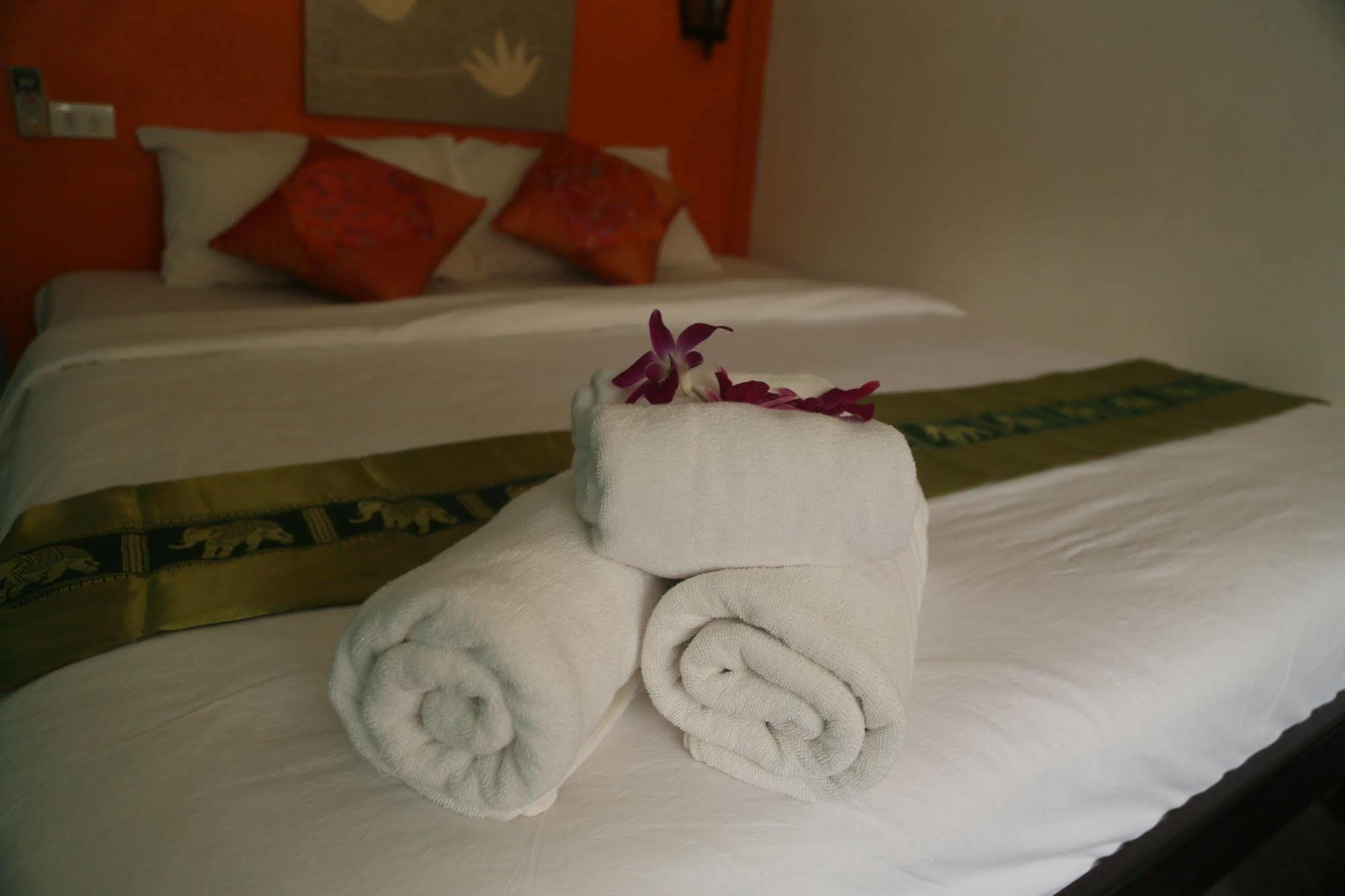 Boondaree Home Resort Kata Beach  Buitenkant foto